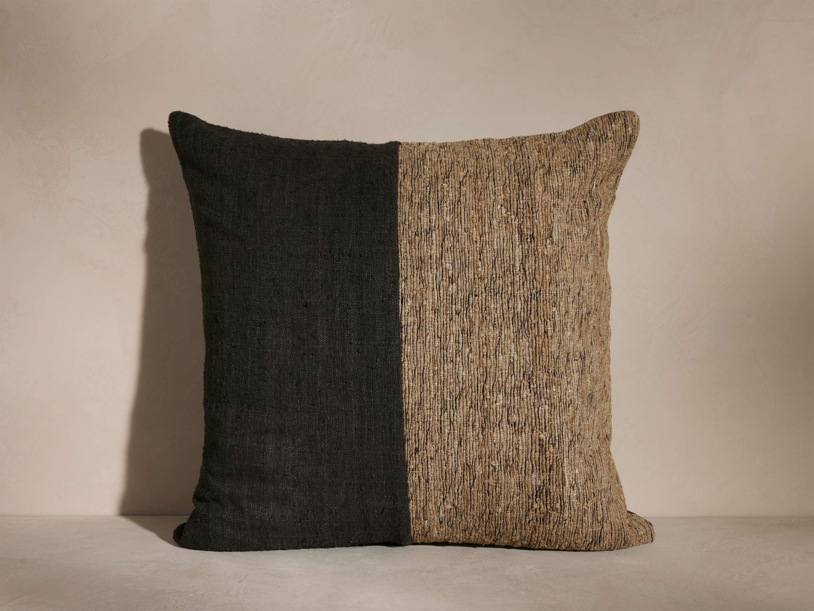 Roen Pillow Cover